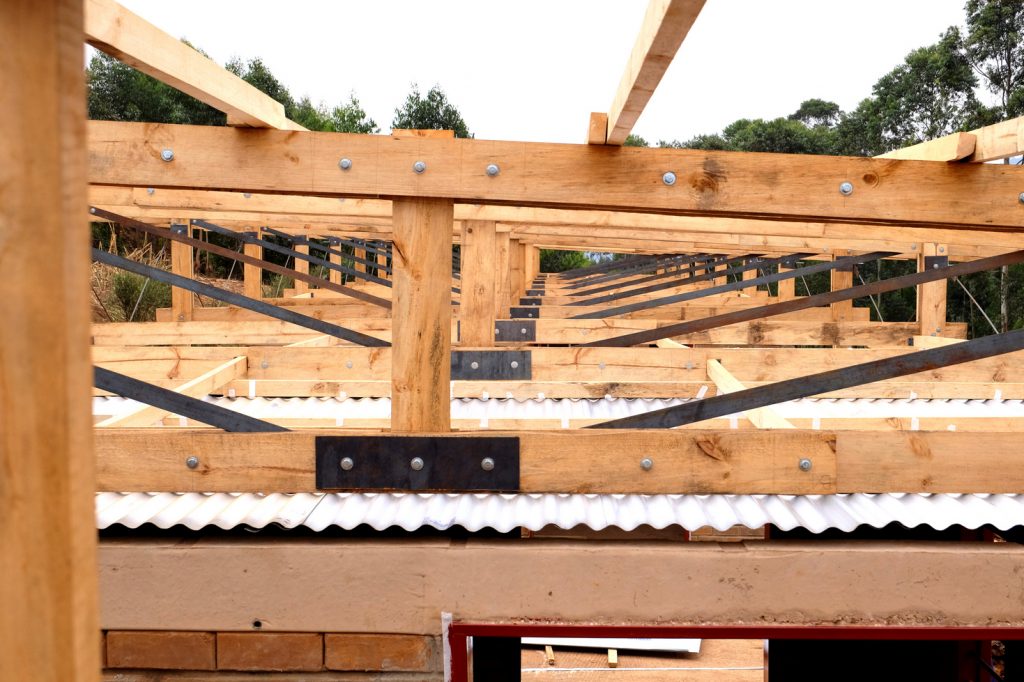 Amasiko roof construction